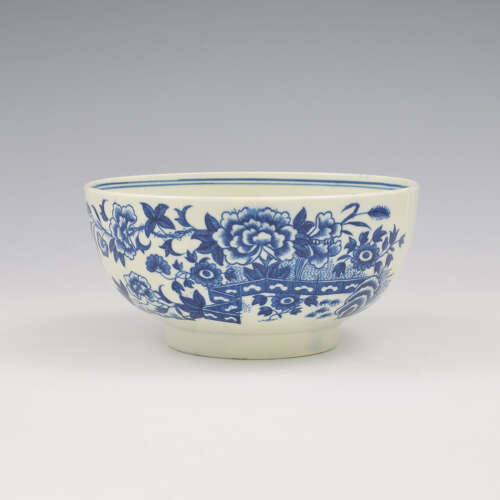 Fine Dr Wall / First Period Worcester Large Porcelain Fence Patt. Slop Bowl c.1775